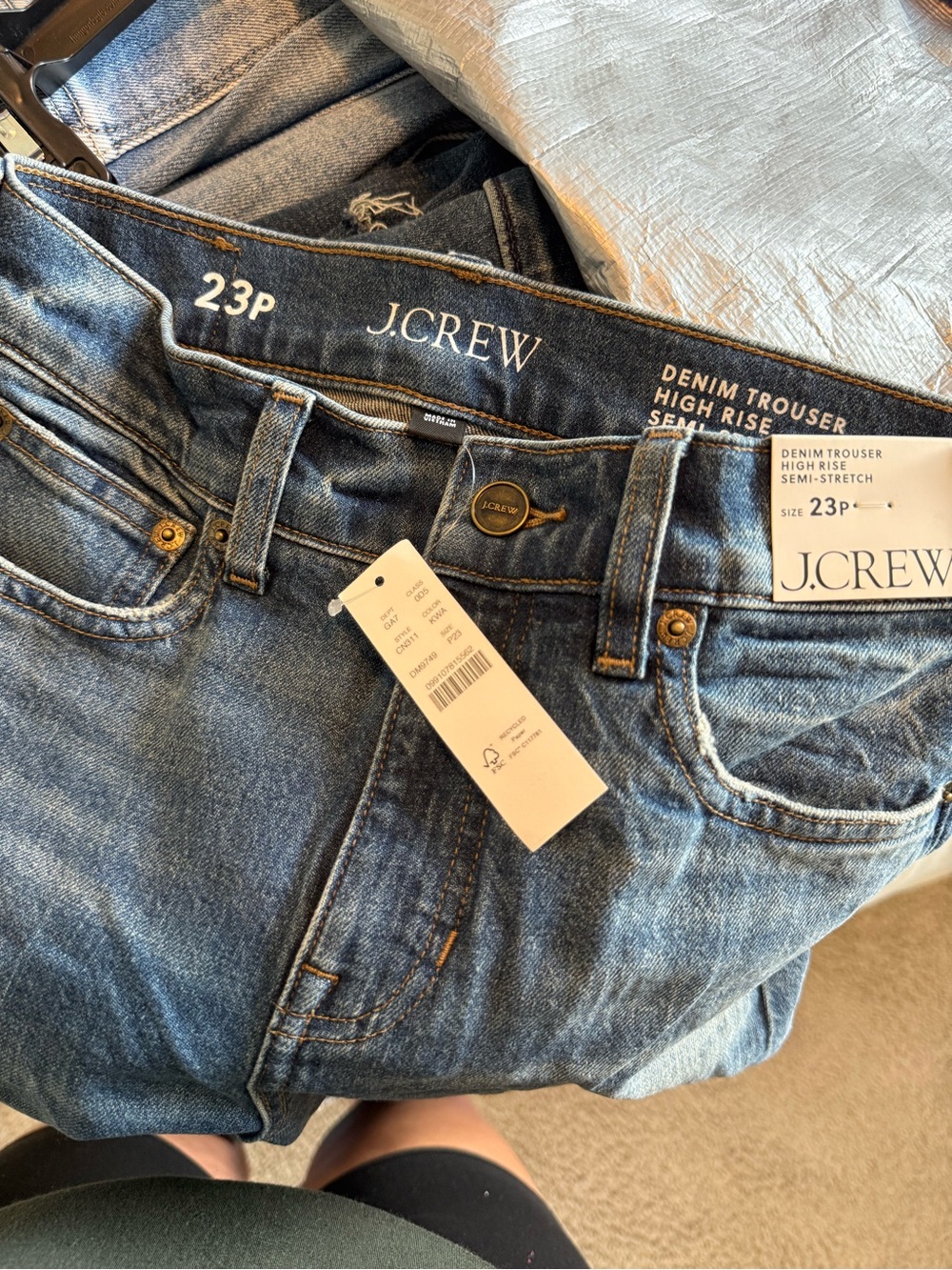 NWT J.Crew Semi-Stretch High Rise Denim Trouser - Picture 3 of 4
